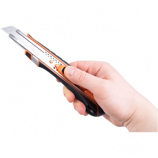 RICHMANN NÓŻ DO TAPET 18mm BEZPIECZNY C9102 -zdjęcie numer 4