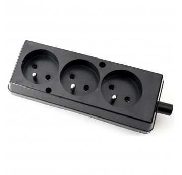 SHARKNES GNIAZDO TRZYKROTNE 2P+Z CZARNY SH-70105