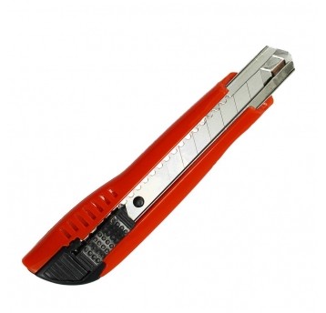 SHARKNES NÓŻ DO TAPET 18mm SH-53002